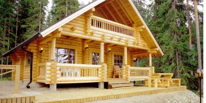 Дървена къща с веранда
